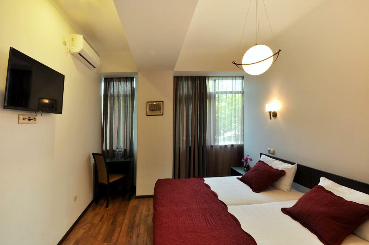 Hotel Tbilisi Check In Exterior foto
